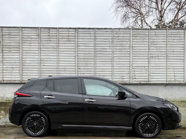 Image for 2023 Nissan Leaf N-CONNECTA / APPLE & ANDROID AUTO / NAV / RADAR CRUISE / HALF-LEATHER / PARK SENSORS / BALANCE OF 8 YEAR NISSAN BATTERY WARRANTY / *FINANCE PACKAGES AVAILABLE*