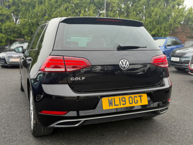 Image for 2019 Volkswagen Golf GT TDI