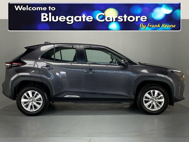 Image for 2023 Toyota Yaris CR LUNA 4DR AUTO**MULTIFUNCTIONAL STEERING WHEEL**BLACK&GREY CLOTH INTERIOR**DIGITAL DASH**DRIVE MODES**TOUCH SCREEN MEDIA DISPLAY**BLUETOOTH**REVERSE CAMERA**FINANCE AVAILABLE**