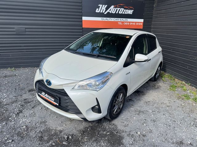 Image for 2018 Toyota Yaris VITZ 1.5 HYBRID AUTO