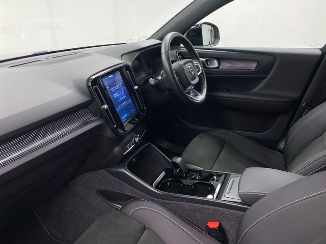 Image for 2022 Volvo XC40 XC40 RECHARGE (231hp)