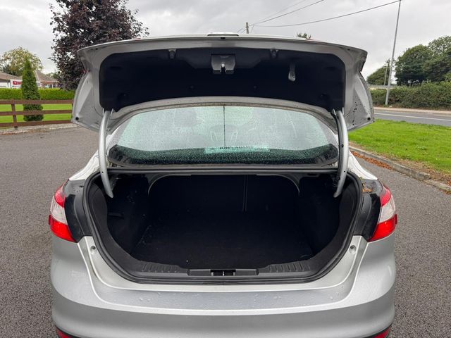 Image for 2013 Ford Focus 1.6tdci 95PS M6 Zetec 4DR