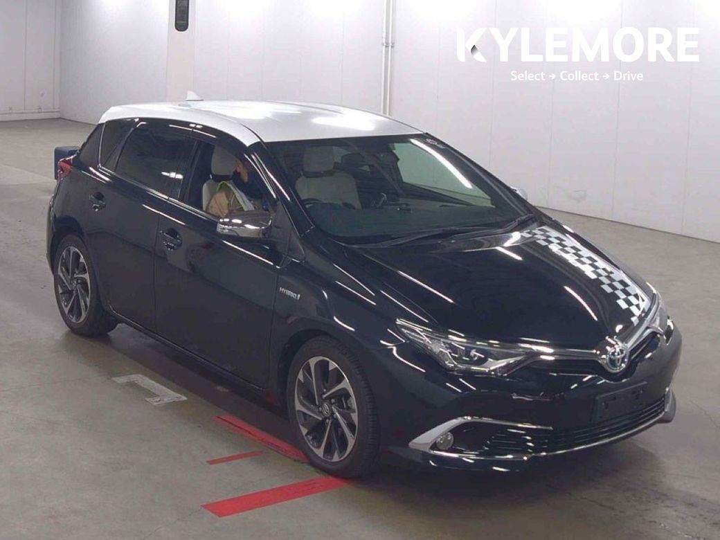 Image for 2016 Toyota Auris 1.8 HYBRID BRICK LANE G PACKAGE - CREAM/BLACK LEATHER - FACTORY ALLOYS - CRUISE CONTROL - HEATED SEATS - REAR CAMERA