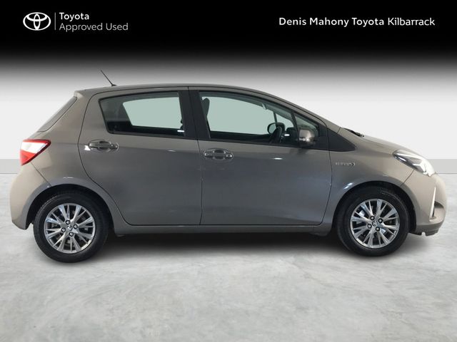 Image for 2019 Toyota Yaris HYBRID LUNA
