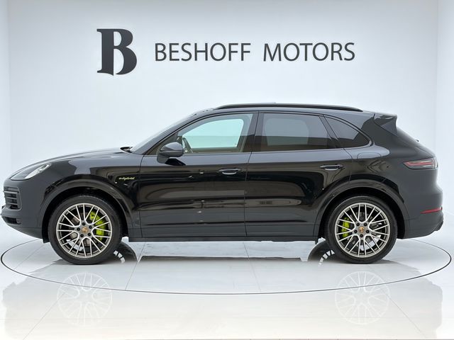 Image for 2023 Porsche Cayenne E-HYBRID PLATINUM EDITION=1 OWNER//LOW MILES//IRISH CAR=FULL PORSCHE SERVICE HISTORY=TAILORED FINANCE PACKAGES AVAILABLE=TRADE IN'S WELCOME