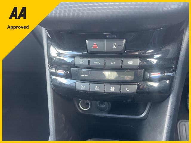 Image for 2019 Peugeot 208 TECH EDITION S/S FREE DELIVERY 