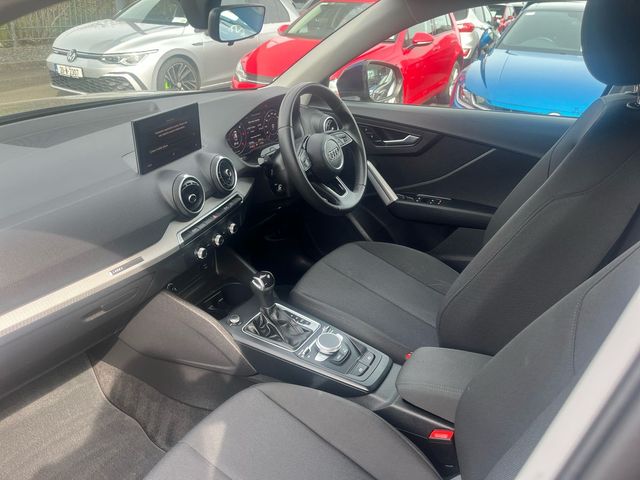 Image for 2022 Audi Q2 S Tronic SE 30 TDI 116HP 