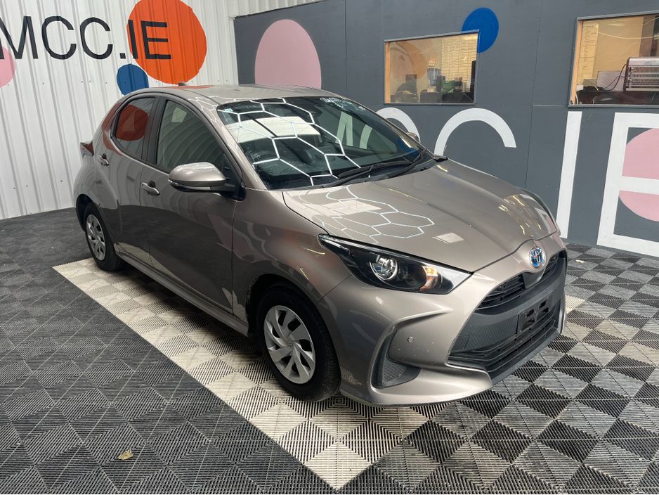 Image for 2021 Toyota Yaris ONLY €16950 TOYOTA YARIS 1.5 HYBRID / 73K KMS / AUTOMATIC / REVERSE CAMERA / CRUISE CONTROL & MORE