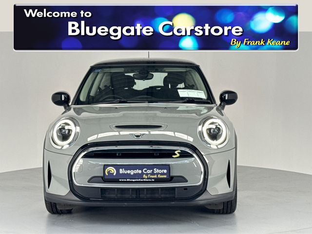 Image for 2022 Mini Cooper ELECTRIC LEVEL 1**MULTIFUNCTIONAL STEERING WHEEL**TOUCH SCREEN MEDIA DISPLAY**APPLE CARPLAY**KEYLESS START**DIGITAL DASH**CLOTH INTERIOR**AIR CONDITIONING**FINANCE AVAILABLE**