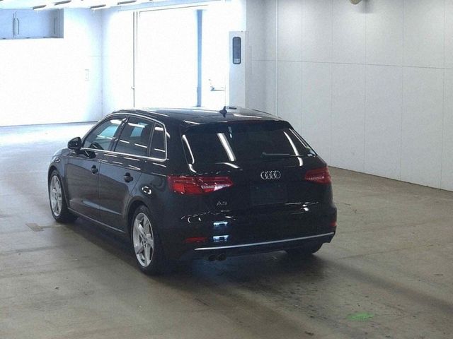 Image for 2019 Audi A3 SPORTS 1.4TFSI - FACTORY ALLOYS - PADDLE SHIFT - FLAT BOTTOM STEERING WHEEL - REVERSE CAMERA