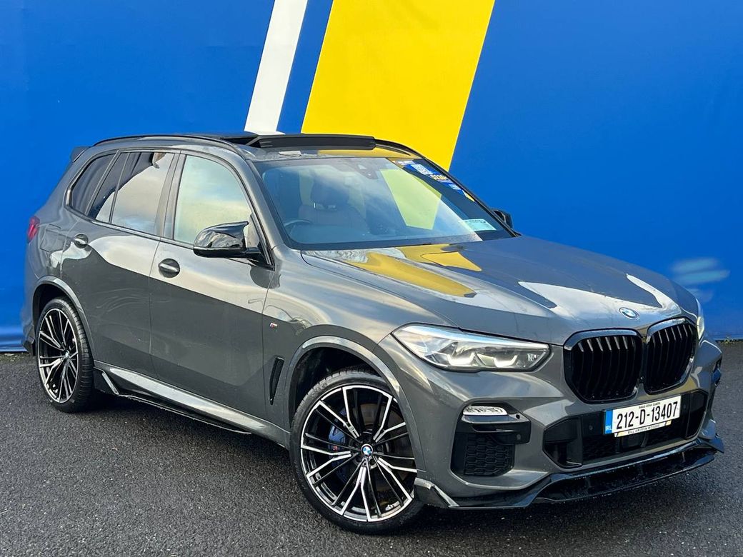 Image for 2021 BMW X5 XDRIVE45e M-SPORT COMPETITION 3.0 HYRID AUTO // PANORAMIC SUNROOF // ADAPTIVE CRUISE CONTROL // APPLE CARPLAY/ANDROID AUTO