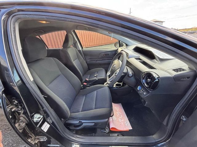 Image for 2015 Toyota Aqua 152 S
