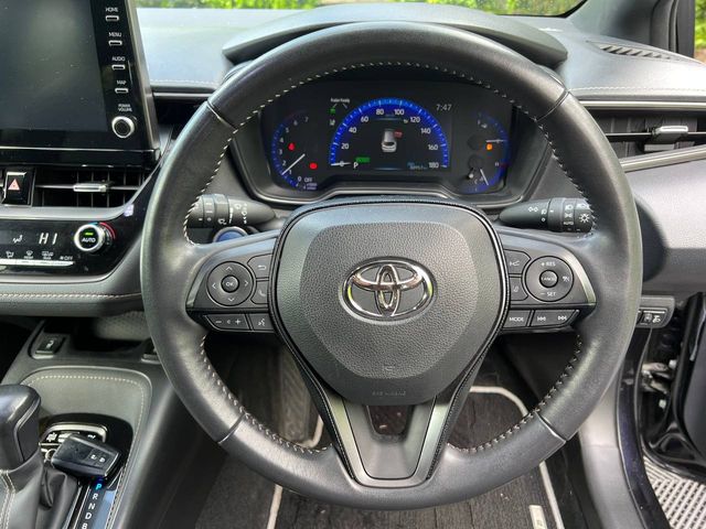 Image for 2021 Toyota Corolla WXB TOURING 1.8 HYBRID // ADAPTIVE CRUISE CONTROL // HEATED MULTIFUNCTIONAL STEERING WHEEL // REVERSE CAMERA