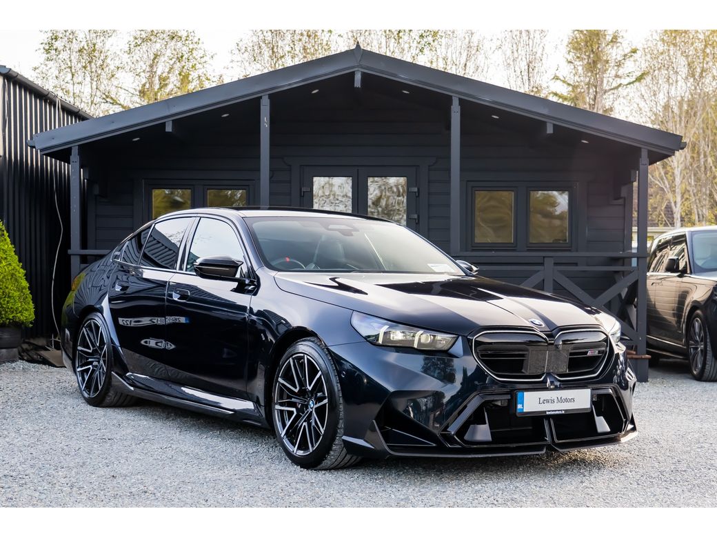 Image for 2024 BMW M5 730BHP PHEV HIGH SPEC, CARBON BLACK, BOWERS & WILKINS, 360 CAMERA, HUD, HEATED/ COOLED SEATS, M X-DRIVE