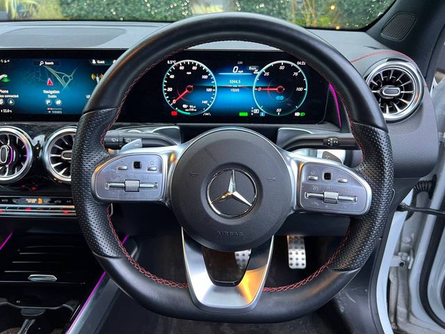 Image for 2023 Mercedes-Benz EQB EQB350 4MATIC AMG-LINE PREMIUM 7-SEATER // APPLE CARPLAY/ANDROID AUTO // AMBIENT LIGHTING // 18" AMG-LINE ALLOYS