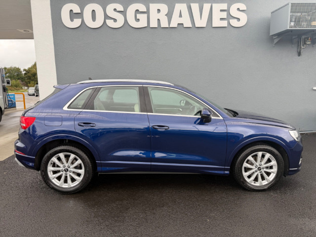 Image for 2024 Audi Q3 35 TDI 150HP S-T SE * APPLE CAR PLAY / REVERSING CAMERA * 