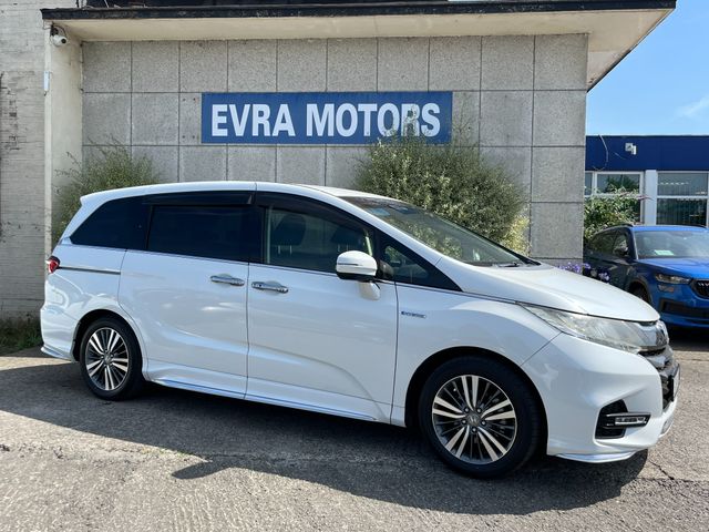 Image for 2018 Honda Odyssey ABSOLUTE 8 SEATER AUTOMATIC HYBRID 2.0 PETROL //LOW MILES//HALF LEATHER SEATS//REVERSE CAMERA//KEYLESS ENTRY//ADAPTIVE CRUISE CONTROL//