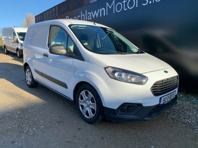 Image for 2019 Ford Transit Courier 1.5 TDCI 6SP TREND // PRICE EXCL. VAT // 07/26 CVRT // ONE PREVIOUS OWNER // FULL DOCUMENTED SERVICE HISTORY // PARKING SENSORS, BLUETOOTH AND ELECTRIC WINDOWS // 