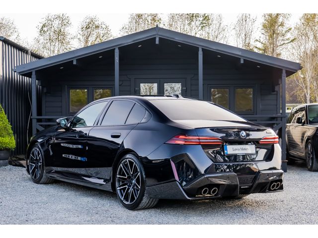 Image for 2024 BMW M5 730BHP PHEV HIGH SPEC, CARBON BLACK, BOWERS & WILKINS, 360 CAMERA, HUD, HEATED/ COOLED SEATS, M X-DRIVE