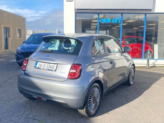 Image for 2025 Fiat 500e Icon 42KWH 3DR Auto