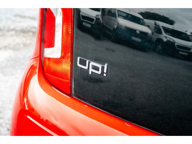 Image for 2015 Volkswagen up! 