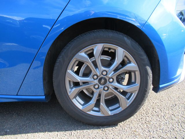 Image for 2022 Ford Focus St-line 5D 1.0T 125 S6.2 M6 FW