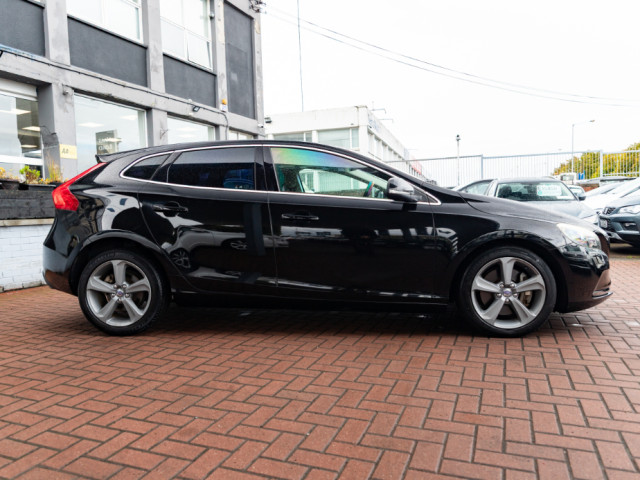 Image for 2016 Volvo V40 2016 VOLVO V40