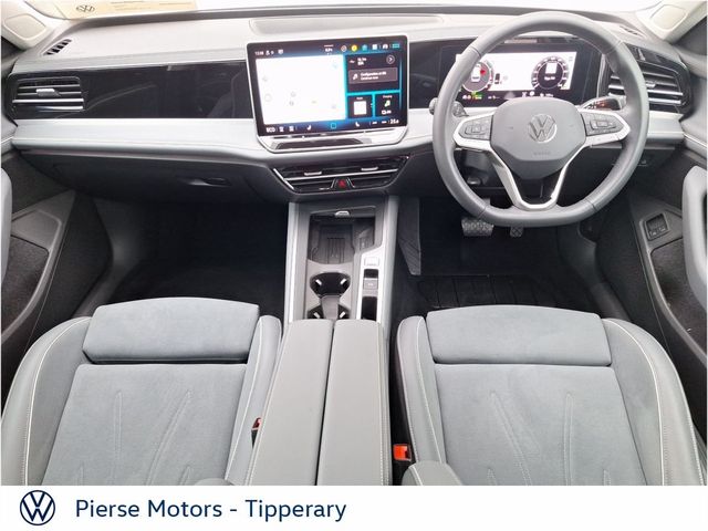 Image for 2025 Volkswagen Passat Passat Life Phev S-A Life TSi eHybrid 204