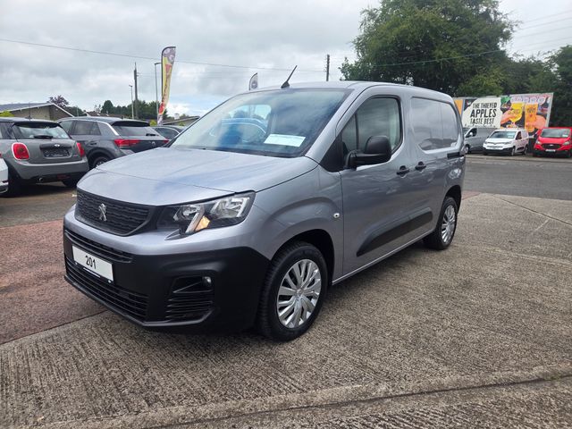 Image for 2020 Peugeot Partner BLUEHDI PROFESSIONAL L1
