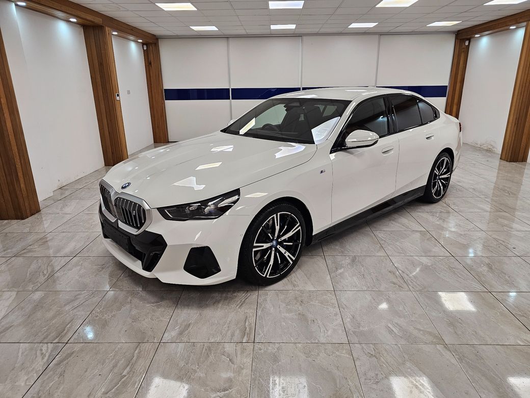Image for 2025 BMW i5 M SPORT 