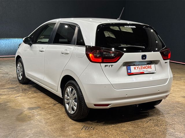 Image for 2024 Honda Fit 1.5 HYBRID AUTOMATIC - CRUISE CONTROL - REAR CAMERA - MULTI FUNCTION STEERING WHEEL - HEATING / AC CONTROLS 