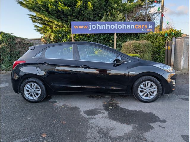 Image for 2016 Hyundai i30 SE B/D 110PS 5DR // LOW MILEAGE // NEW NCT //