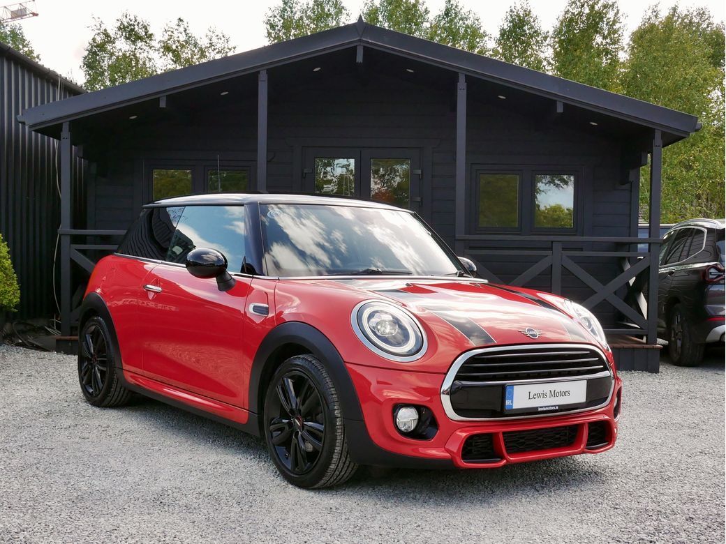 Image for 2020 Mini Cooper SPORT, JOHN COOPER WORKS BODYKIT AND INTERIOR, HEATED SEATS, XENON LIGHTS, BUCKET SEATS, CRUISE CONTROL