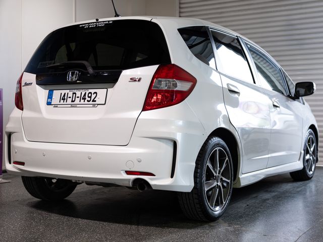 Image for 2014 Honda Jazz 1.4 I-vtec SI 4DR