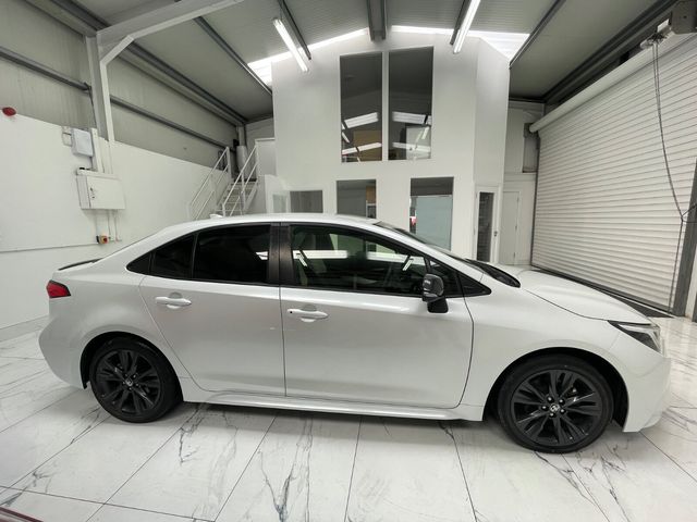 Image for 2022 Toyota Corolla 1.8 Hybrid Luna Sport Saloon