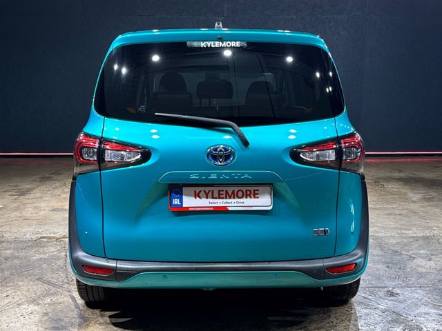 Image for 2021 Toyota Sienta 1.5 HYBRID 7 SEATER - BLACK/BROWN HALF LEATHER TRIM - FACTORY ALLOYS - CRUISE CONTROL - DUAL POWER SLIDING DOORS - PUSH BUTTON START/STOP