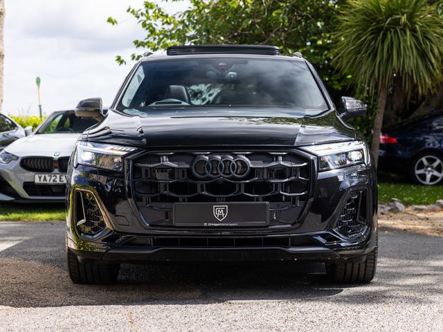 Image for 2026 Audi Q7 TFSIe Vorsprung