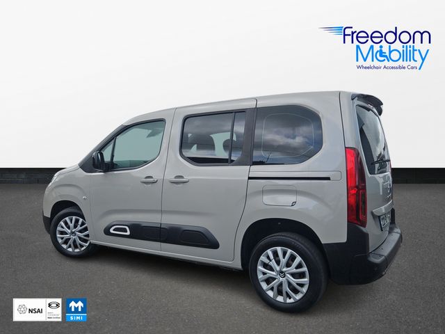 Image for 2022 Citroen Berlingo Wheelchair Access Taxi Spec