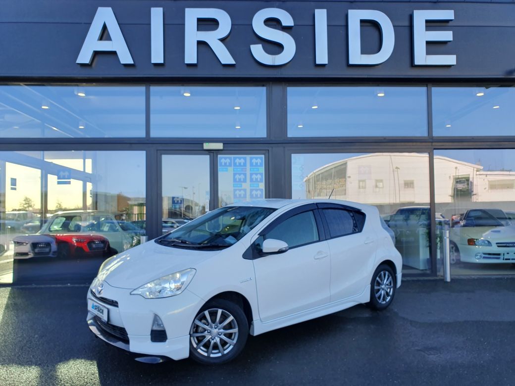 Image for 2014 Toyota Aqua S AERO EDITION * 1.5 SELF CHARGING HYBRID