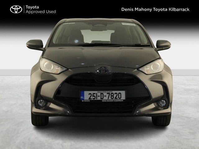 Image for 2025 Toyota Yaris Luna