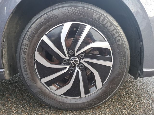 Image for 2024 Volkswagen Polo LIFE 1.0 TSI 95HP M5F