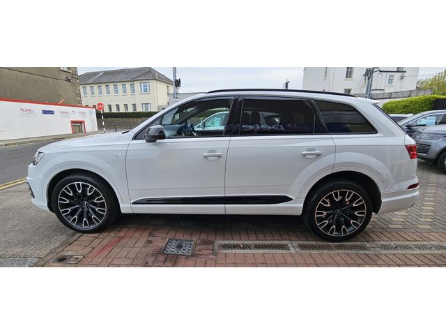 Image for 2017 Audi Q7 3.0 TDI S-LINE QUATTRO 218PS 7SEATS AUTOMATIC