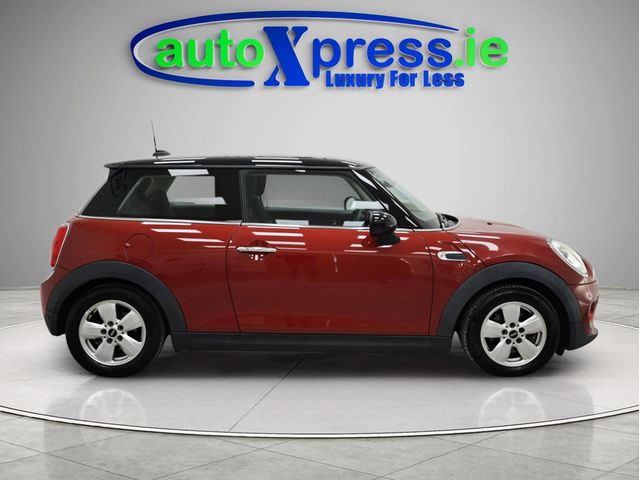 Image for 2017 Mini Cooper D 1.5 Automatic, Reversing camera