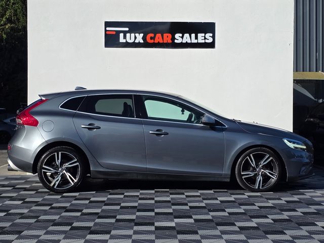 Image for 2017 Volvo V40 2.0 D2 R-DESIGN PRO // NCT TILL 09/27