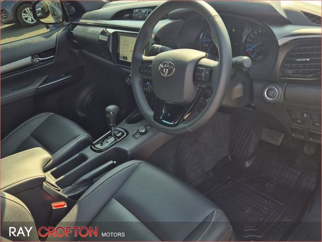Image for 2026 Toyota Hilux Hilux Invincible X Mhev 4Wd A Invincible X D-4D-h 204 MHEV Auto Start/Stop