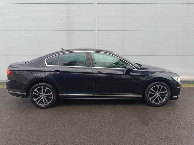 Image for 2018 Volkswagen Passat 1.6 TDI 120HP R Line Hi Spec Mint