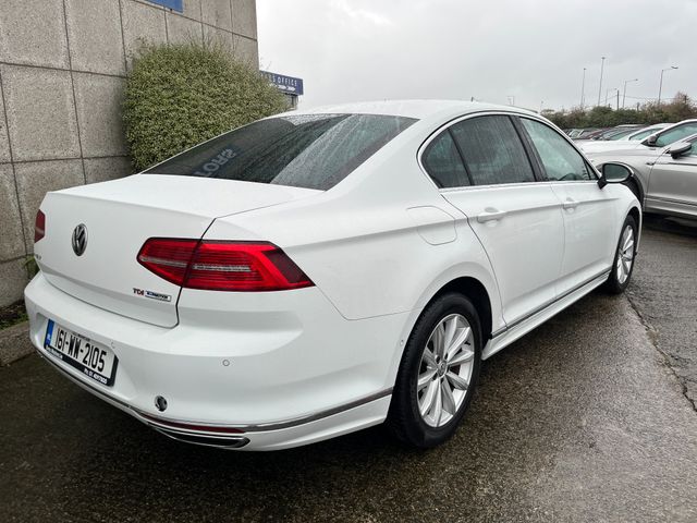 Image for 2016 Volkswagen Passat HIGHLINE 1.6 TDI AUTOMATIC //R-LINE EXTERIOR//FULL LEATHER//REVERSE CAMERA//KEYLESS ENTRY//ADAPTIVE CRUISE CONTROL//HEATED STEERING WHEEL// 