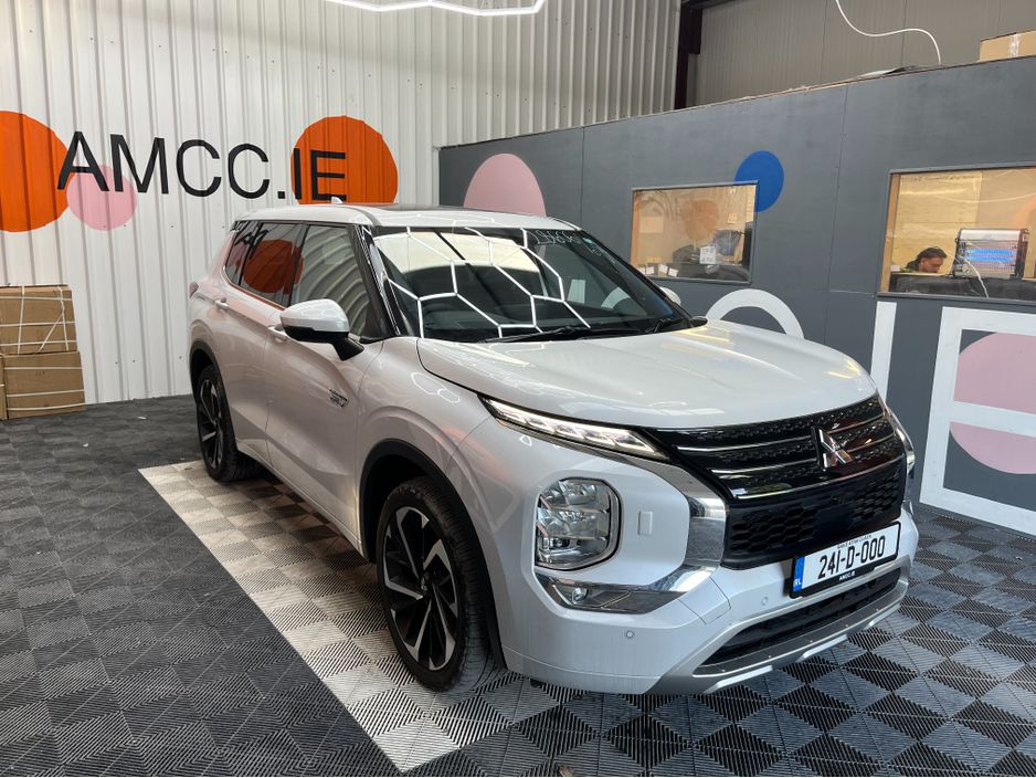 Image for 2024 Mitsubishi Outlander €45950 2024 MITSUBISHI OUTLANDER PHEV 2.4 AUTOMATIC / CRUISE CONTROL / REVERSE CAMERA / ELECTRIC MEMORY & HEATED SEATS / PADDLE SHIFTERS / HEATED STEERING WHEEL / PANORAMIC SUNROOF / 7 SEATS OPTION