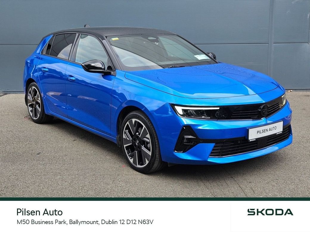 Image for 2024 Opel Astra (19) GS 54KWh EV 155PS