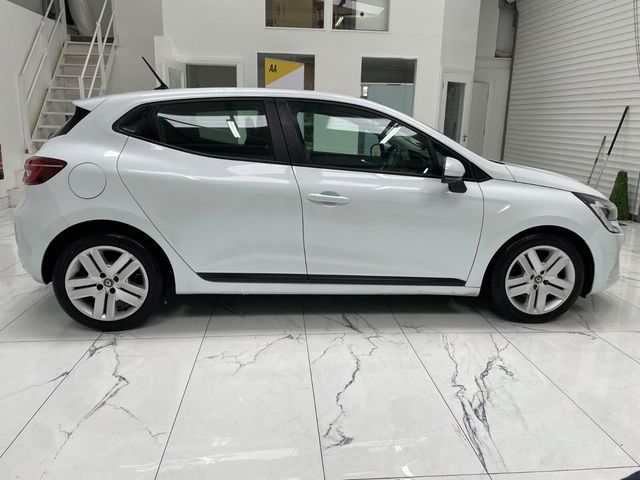 Image for 2022 Renault Clio Dynamique SCe 65